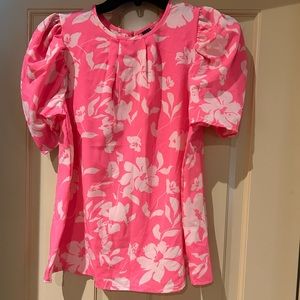 Bright pullover top pink and white floral